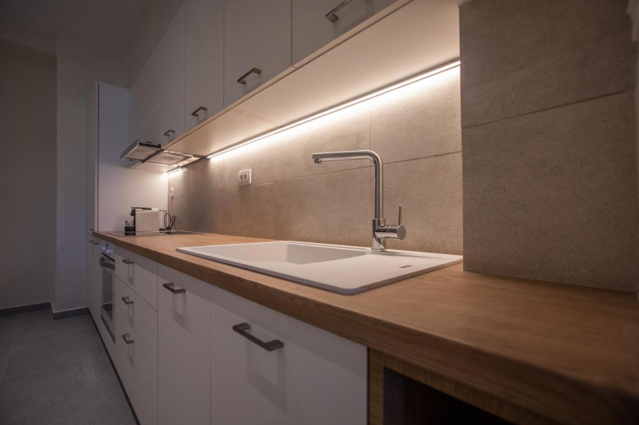 Anemelia Luxury Apartments Аргостолион Экстерьер фото